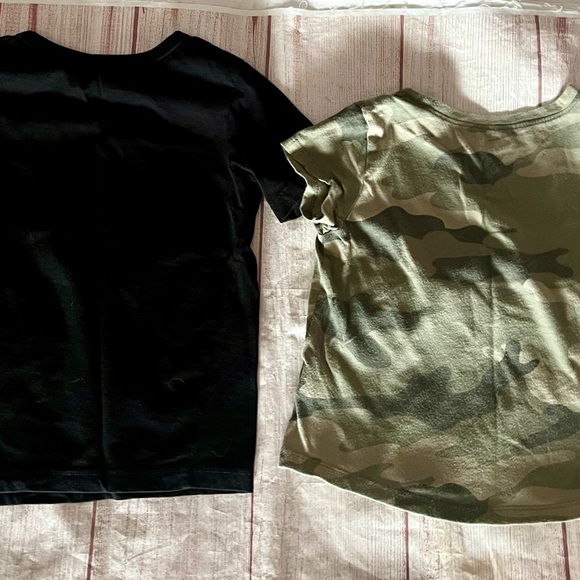 Children’s Place/Old Navy 3T Tees - Picture 2 of 5